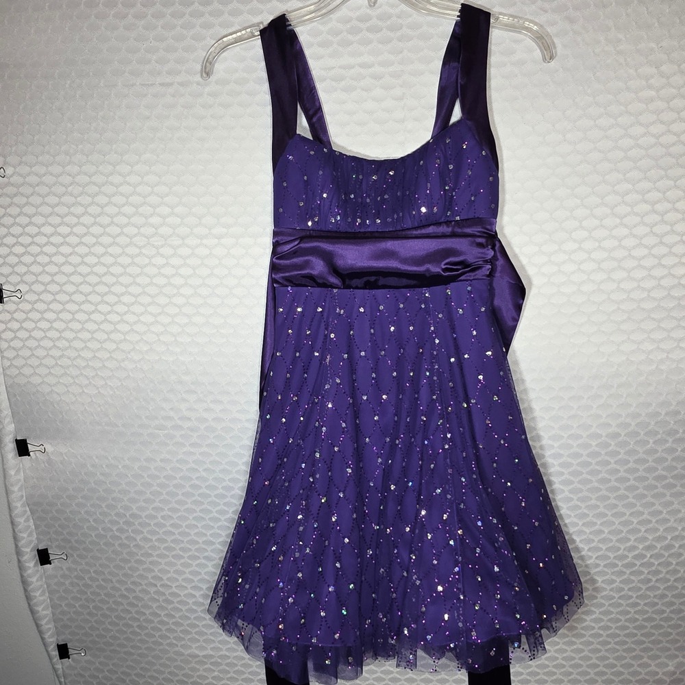B. Darlin Purple Sequin Mesh Cocktail Dress Party Bow Size 7/8 Homecoming